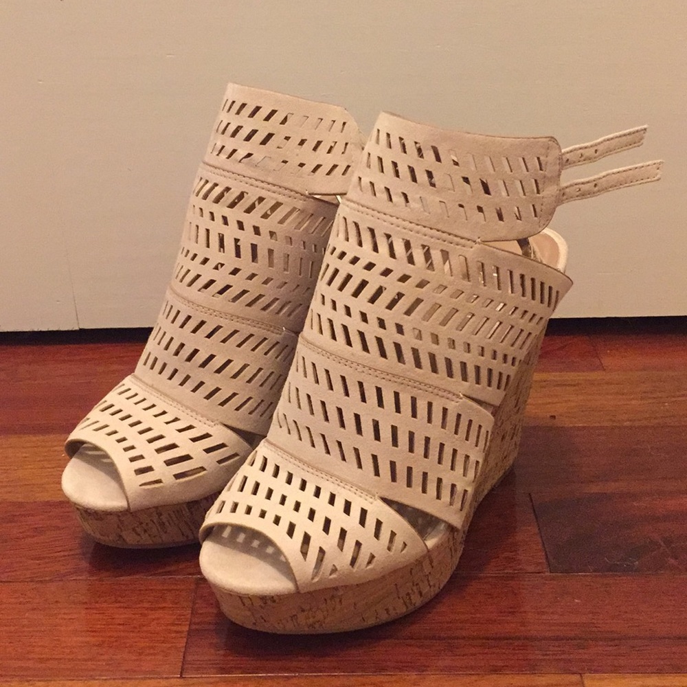 Tan wedges